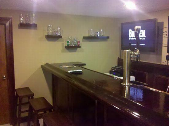 Como construir un bar en el sótano | Tonterias.com