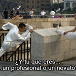 profesional-novato-gimnasia-flexibilidad