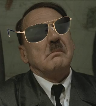 Hitler canta estilo Gangnam