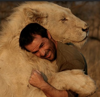 ¿Puede un hombre ser amigo de un león?