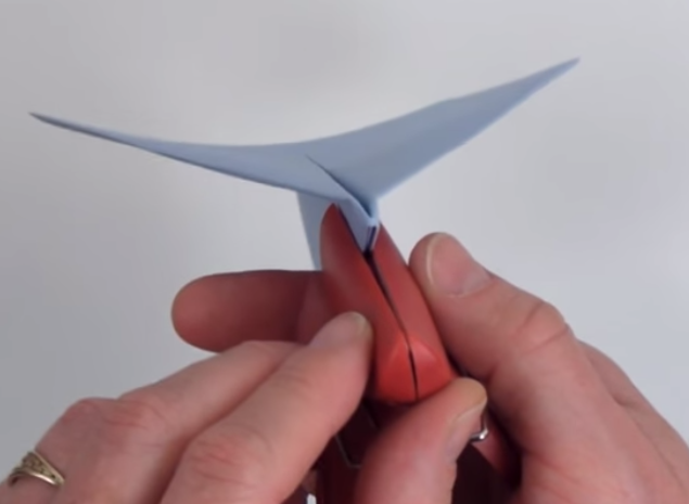 Construye el mejor avión de papel del mundo